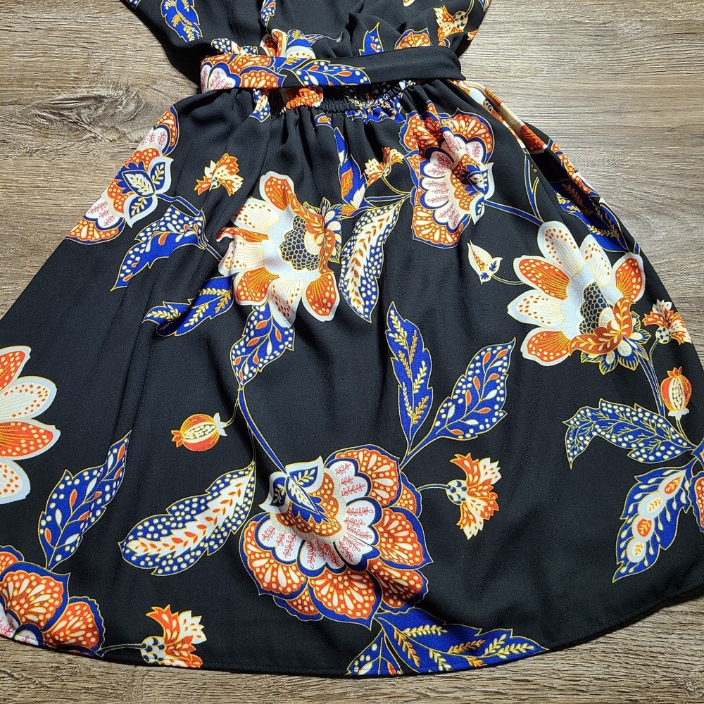 Lauren Conrad Black Floral Boho Mini Dress XS Sleeveless Tie Neck Keyhole Waist - Picture 6 of 10